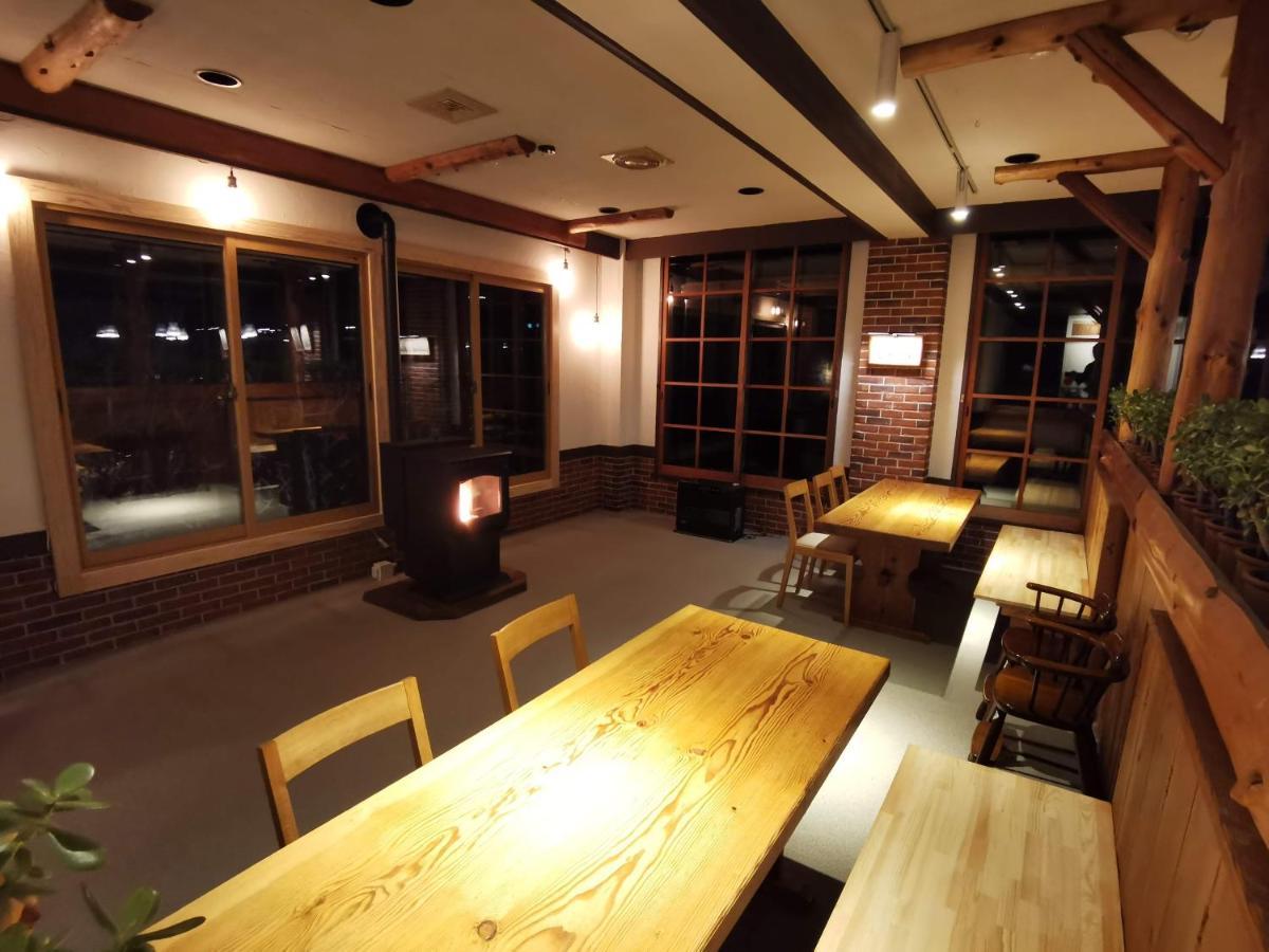 Fujio Pension Madarao Apartment Hotel & Restaurant Iiyama Exteriér fotografie